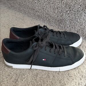 Tommy Hilfiger Men's Black and Brown Sneakers